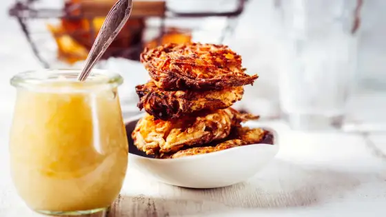 Kartoffelpuffer knusprig braten - so gelingt die perfekte Kruste
