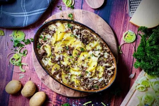 Kartoffelauflauf mit Hackfleisch - so wird er schön saftig
